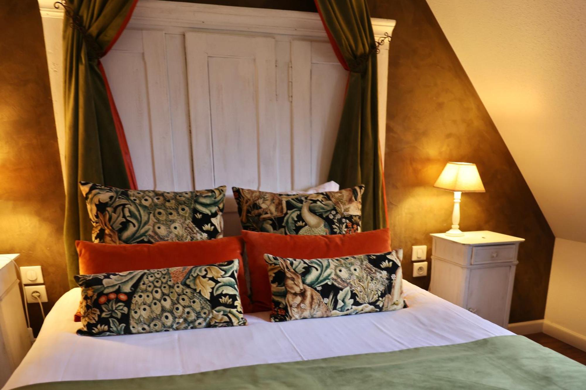 Hotel Restaurant Verger Des Chateaux, Route Des Vins Haut-Koenigsbourg Dieffenthal Esterno foto