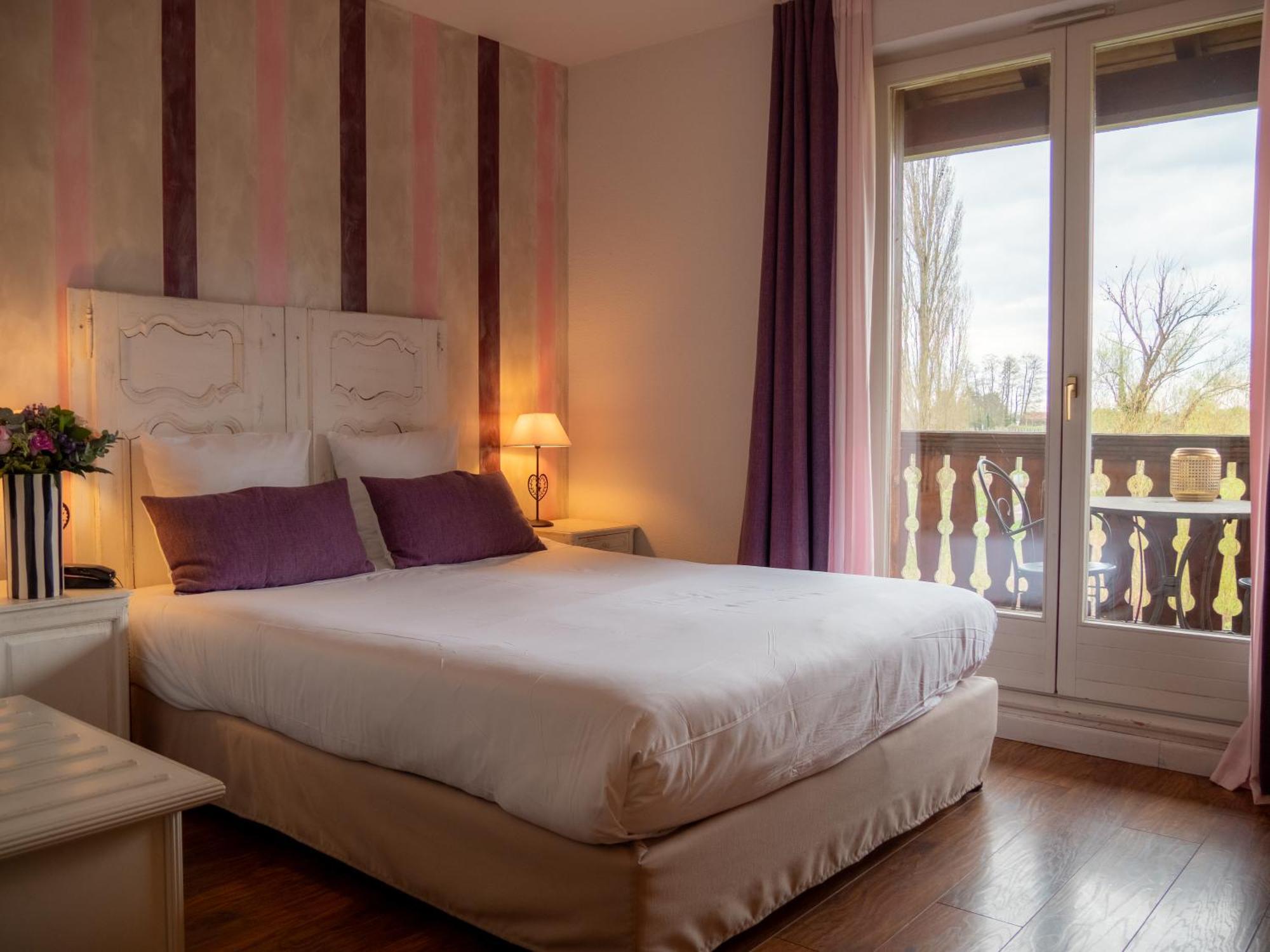 Hotel Restaurant Verger Des Chateaux, Route Des Vins Haut-Koenigsbourg Dieffenthal Esterno foto