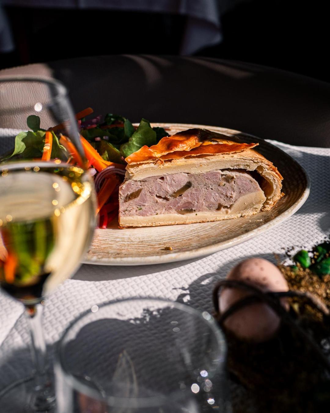 Hotel Restaurant Verger Des Chateaux, Route Des Vins Haut-Koenigsbourg Dieffenthal Esterno foto